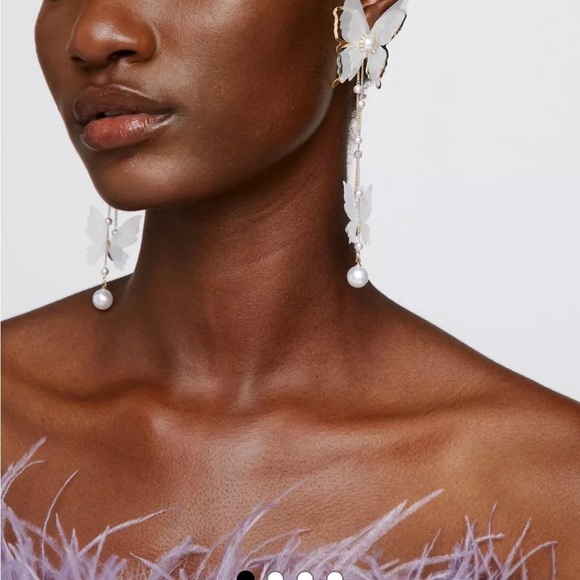 Nasty Gal Butterfly Pearl Tassel Earrings - Picture 3 of 12